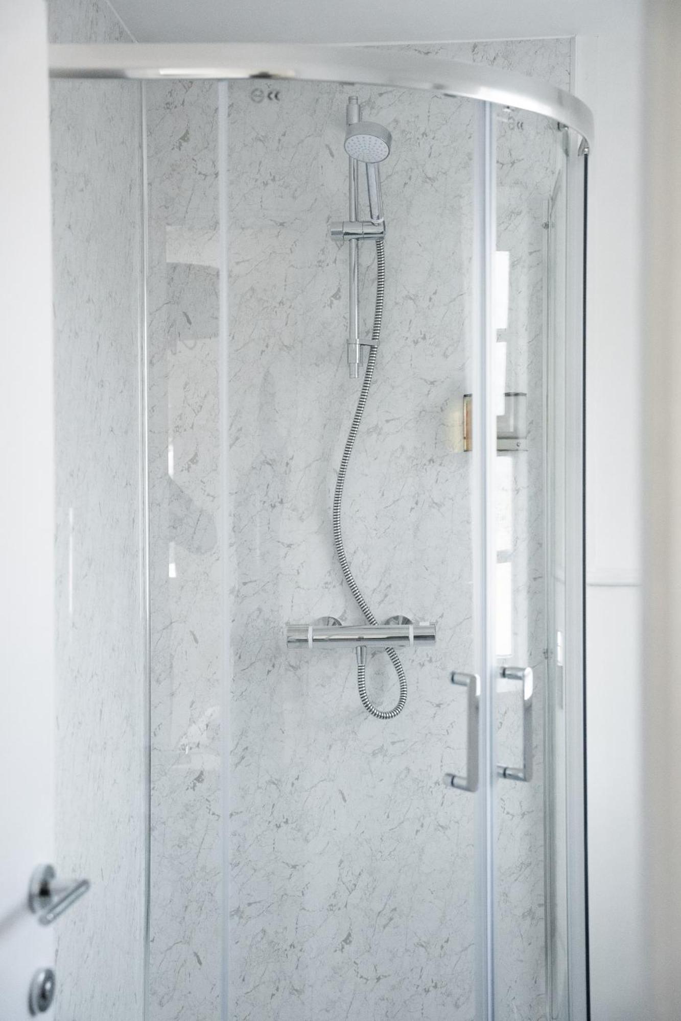 אולברסטון Lonsdale House Boutique Apartments מראה חיצוני תמונה