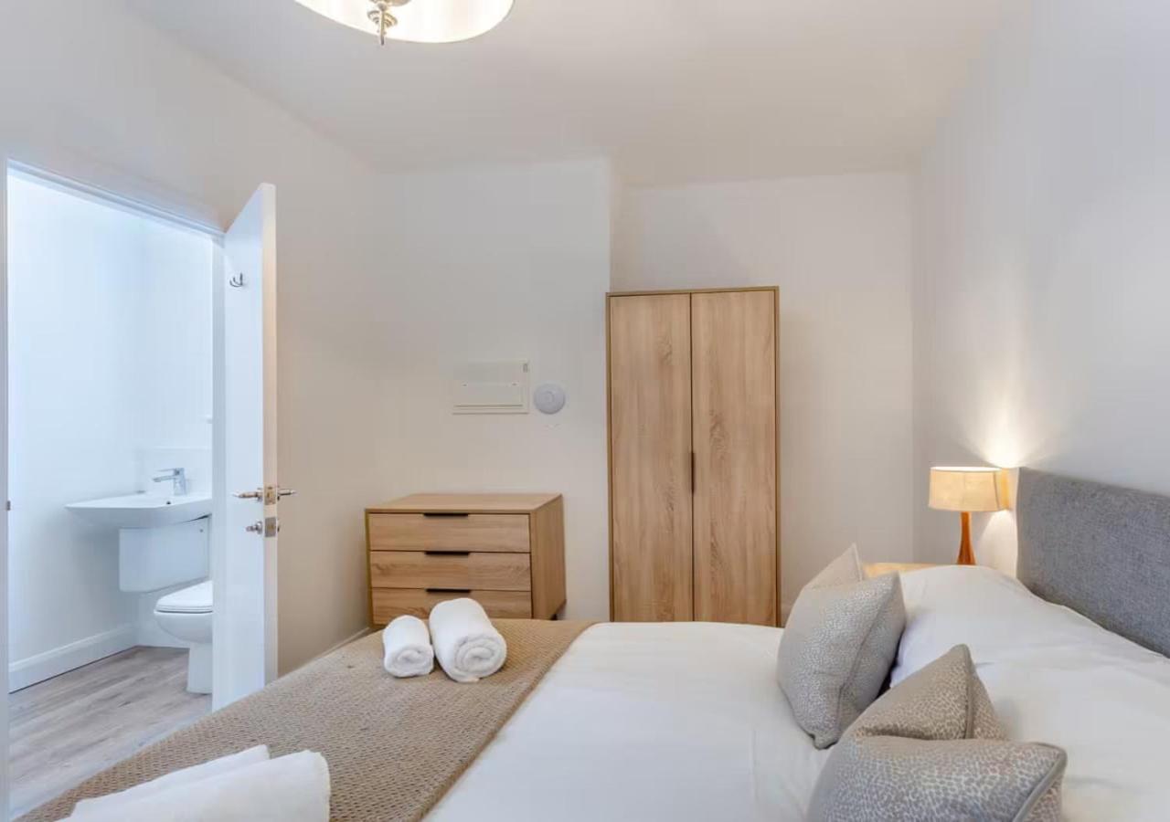 אולברסטון Lonsdale House Boutique Apartments מראה חיצוני תמונה